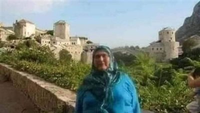 طلقها زوجها بعد ٤٠سنه