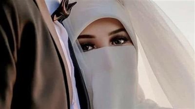 شمسي وقمري لزهرة الربيع 