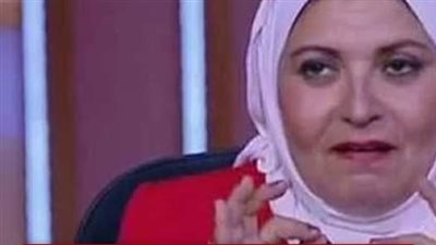 الدكتورة هبة قطب تفاجئ جميع الرجال 