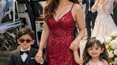 دعاني لزفافه ليُهينني… فدخلتُ مع توأمي وكشفت سرًا دمّر حياته أمام الجميع!